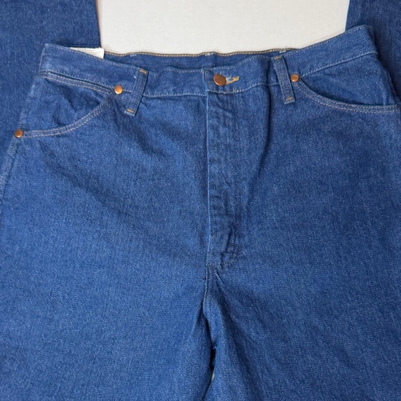 Wrangler Cowboy Cut Slim Fit Jeans Waist 16.5”, Inseam 32”, Rise 11” - Picture 5 of 16